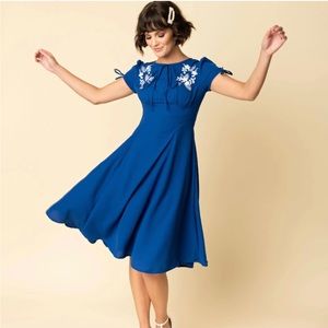 Unique Vintage 1940s Embroidered Swing Dress Sz 16
